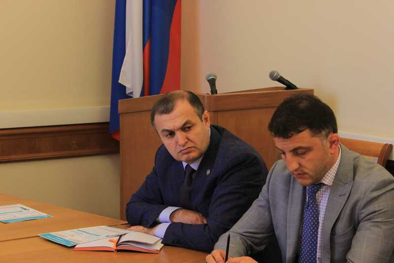 В Правительстве Дагестана обсудили промежуточный отчёт о государственной кадастровой оценке